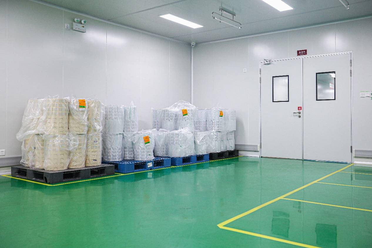 次拋與常規化妝品有何不同？探秘韻斐詩工廠，揭秘嬰兒用品的獨特之處